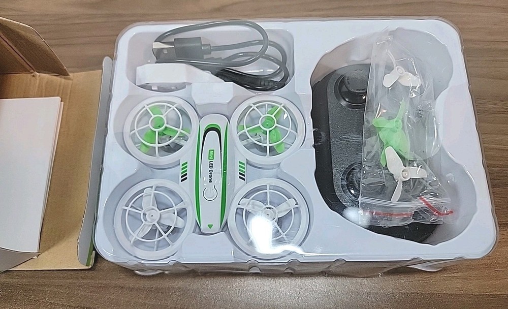 S3 LED Mini Drone RC Quadcopter w/ remote Tested