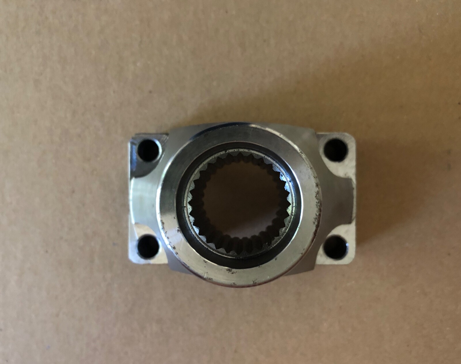 Ford 9" Inch Dayton 1350 Billet Steel Yoke 28 Spline with Seal and Straps