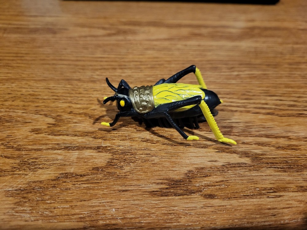 HEXBUG Real Bugs, Fake Insect Toy Figures | Vibration Powered and Working