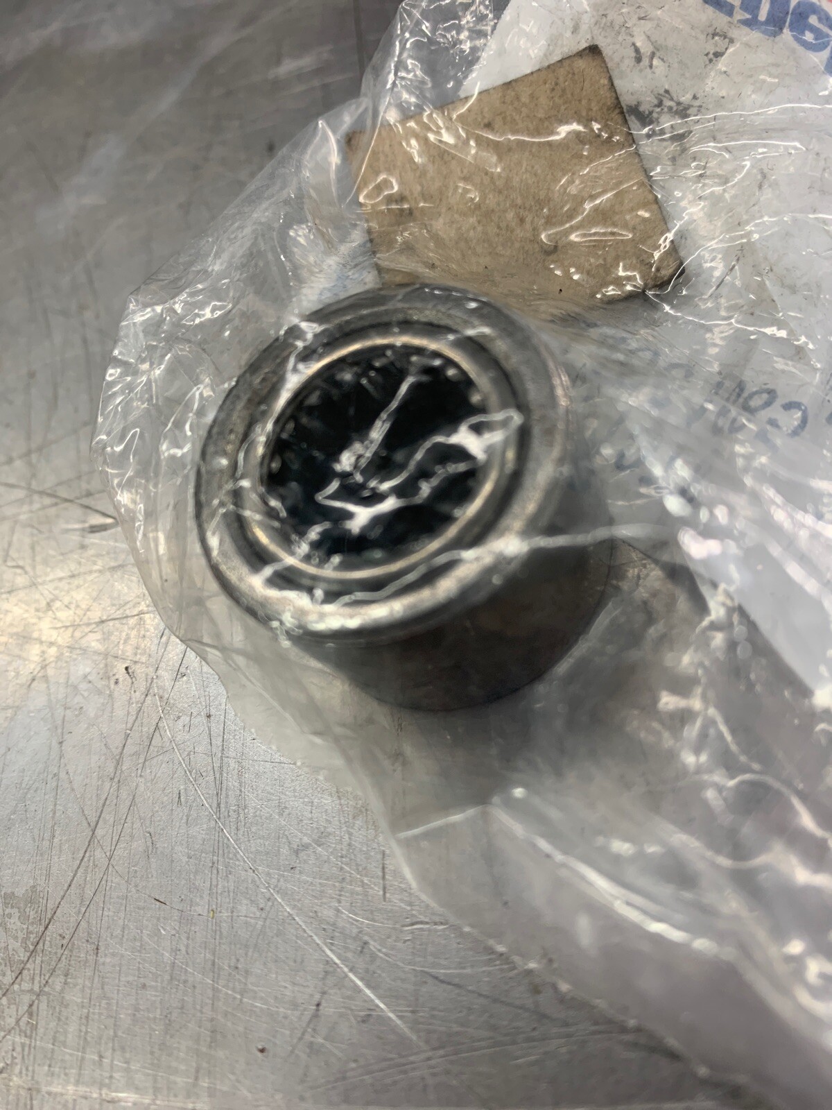 GM OEM-Clutch PILOT BEARINGl 14061685 (Needle bearings )