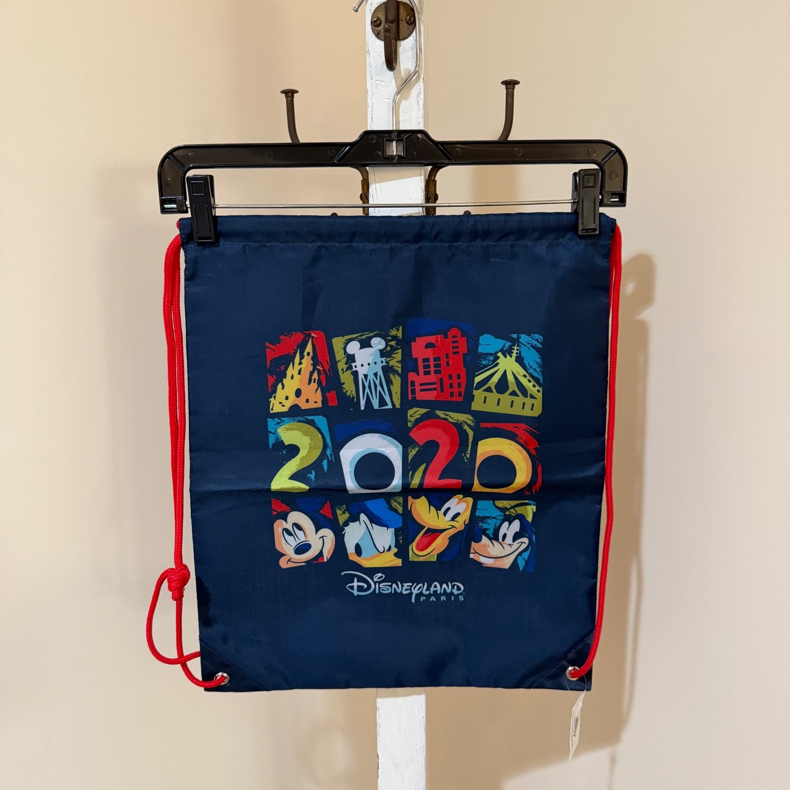 NEW DISNEYLAND PARIS ICONS DRAWSTRING BACKPACK IN NAVY 🎒 🇫🇷 🥐