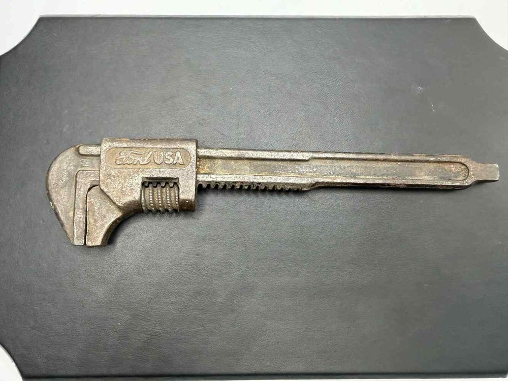 Vintage Ford Script Adjustable 9" Monkey Wrench SPB-TS 360673