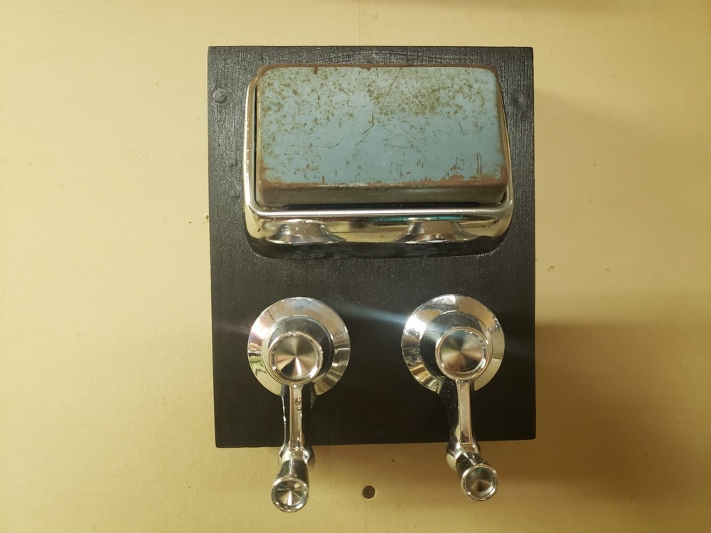 Vintage Ford Key Rack