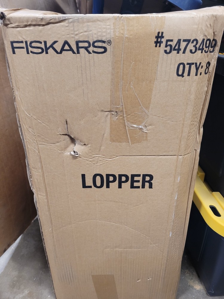 Fiskars Pro Lopper, Ultimate durability, 2" Cutting Power 8-pack Case