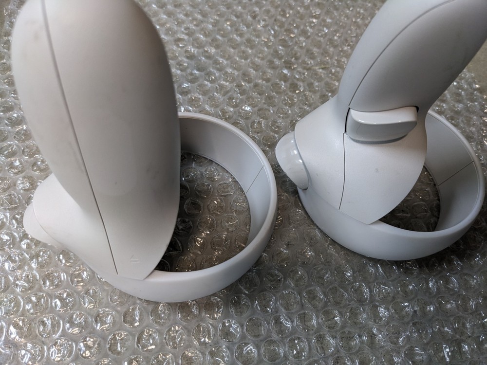 GENUINE Oculus Meta Quest 2 VR Controller Pair - Left and Right Controllers ONLY