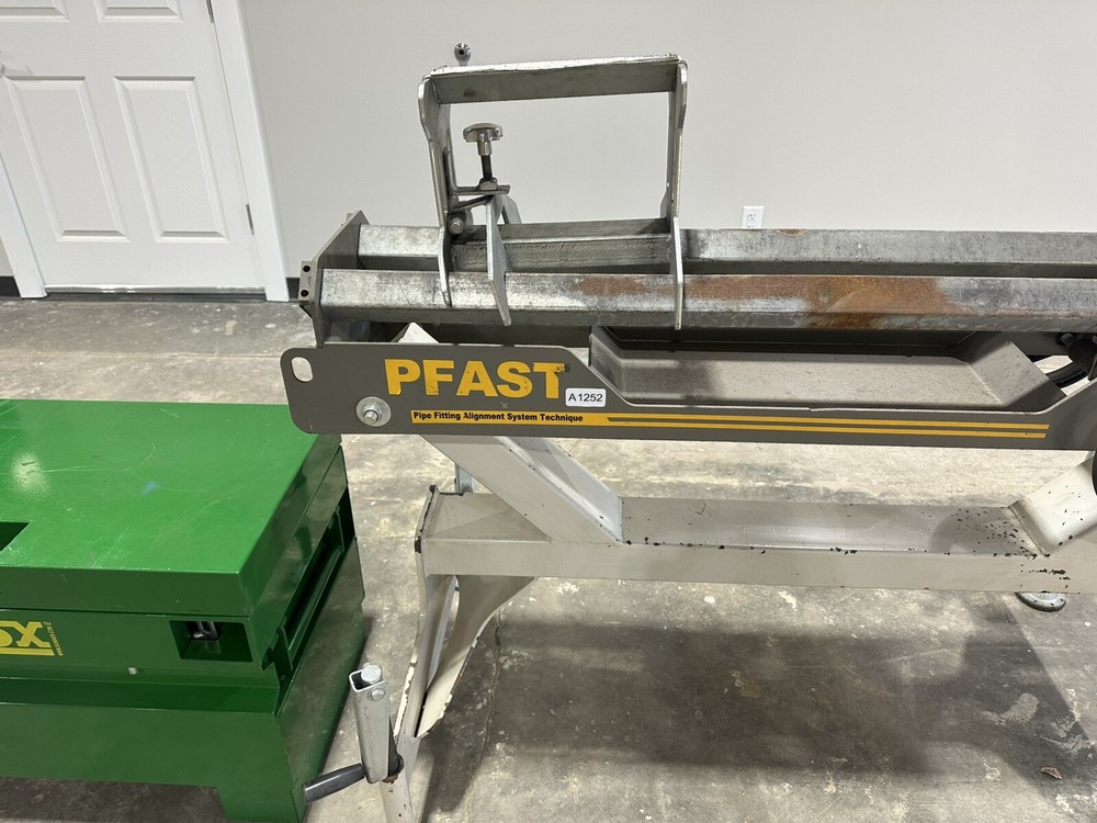 Sumner PFAST Pipe Fitting Alignment System Technique Welding Table Stand 785450