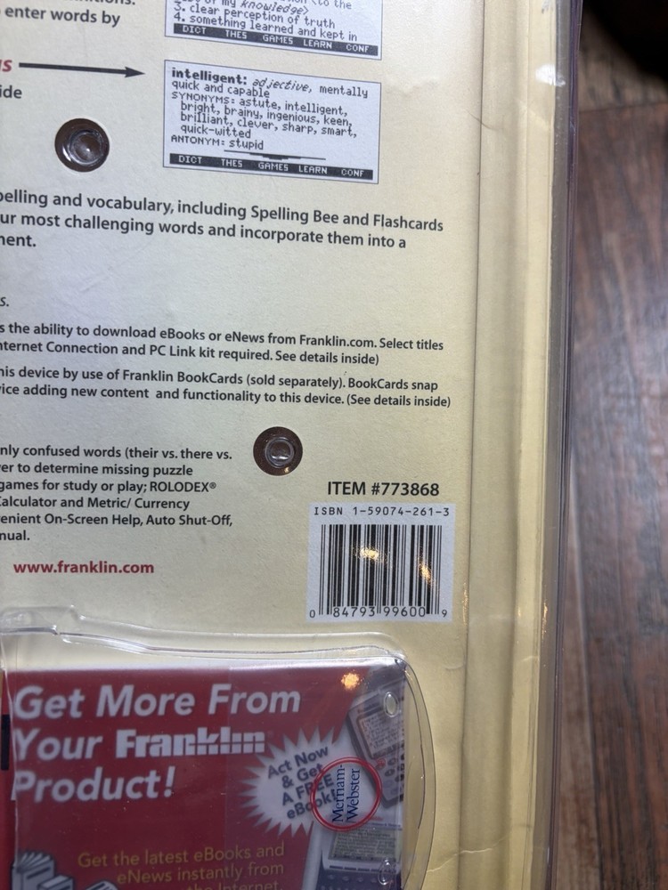 SEALED Franklin Dictionary & Thesaurus with Comprehensive Reference Set