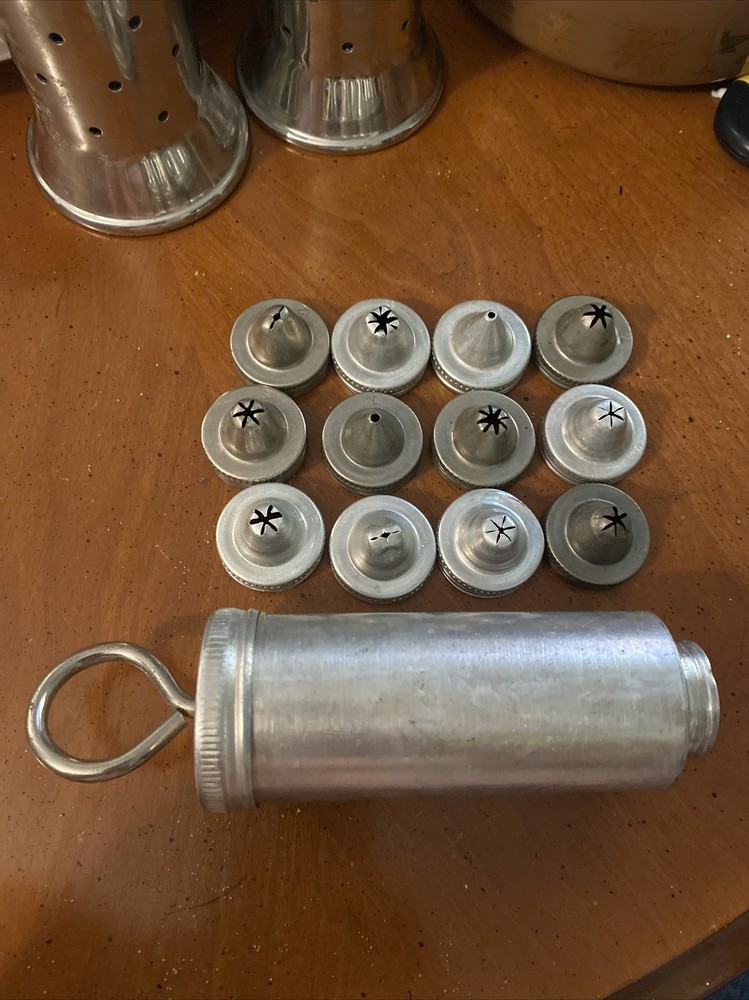 Vintage~ DECORATOR SET  Slide Tube With 12 Tips