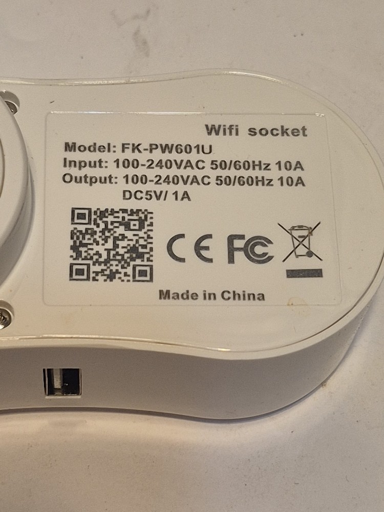 Wi-Fi Socket - White Plug Type B