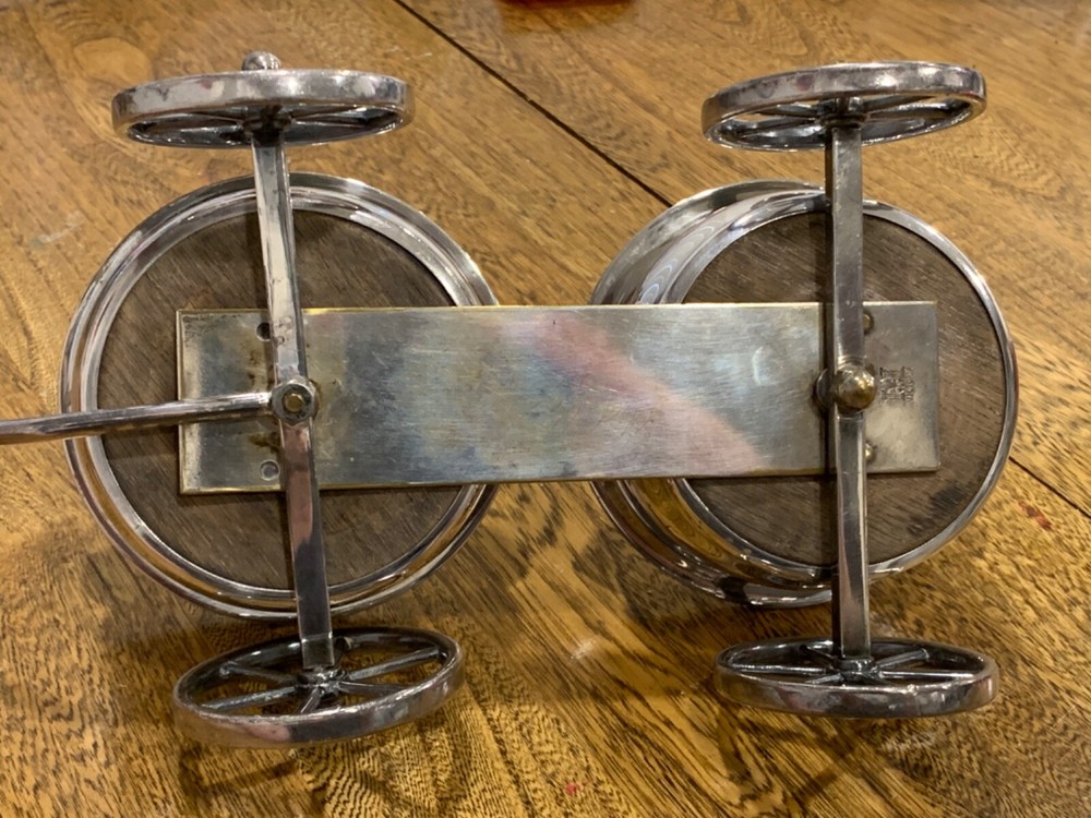 UNIQUE - Vintage Victoria Silverplate Wine Trolley Wagon