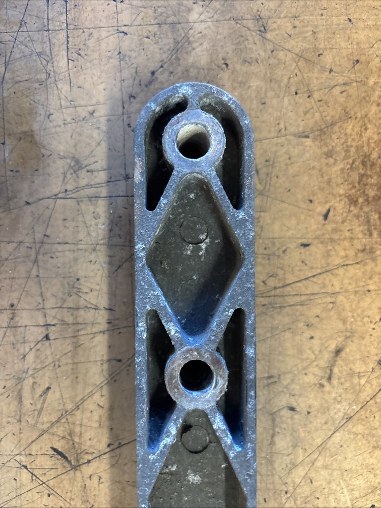 Peterbilt 15-06824 Truck Fairing Support Bracket