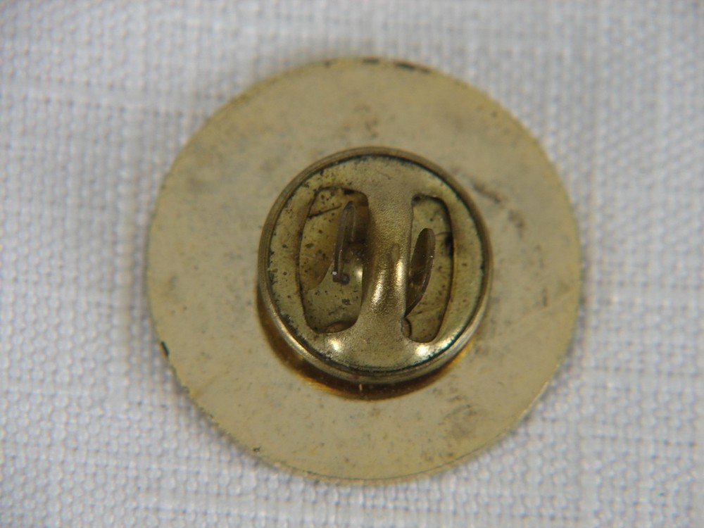 Nasa Discovery Space Shuttle Mission Pin