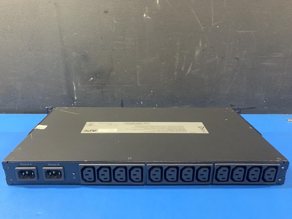 Schneider Electric APC AP4433 Rack Automatic Transfer Switch