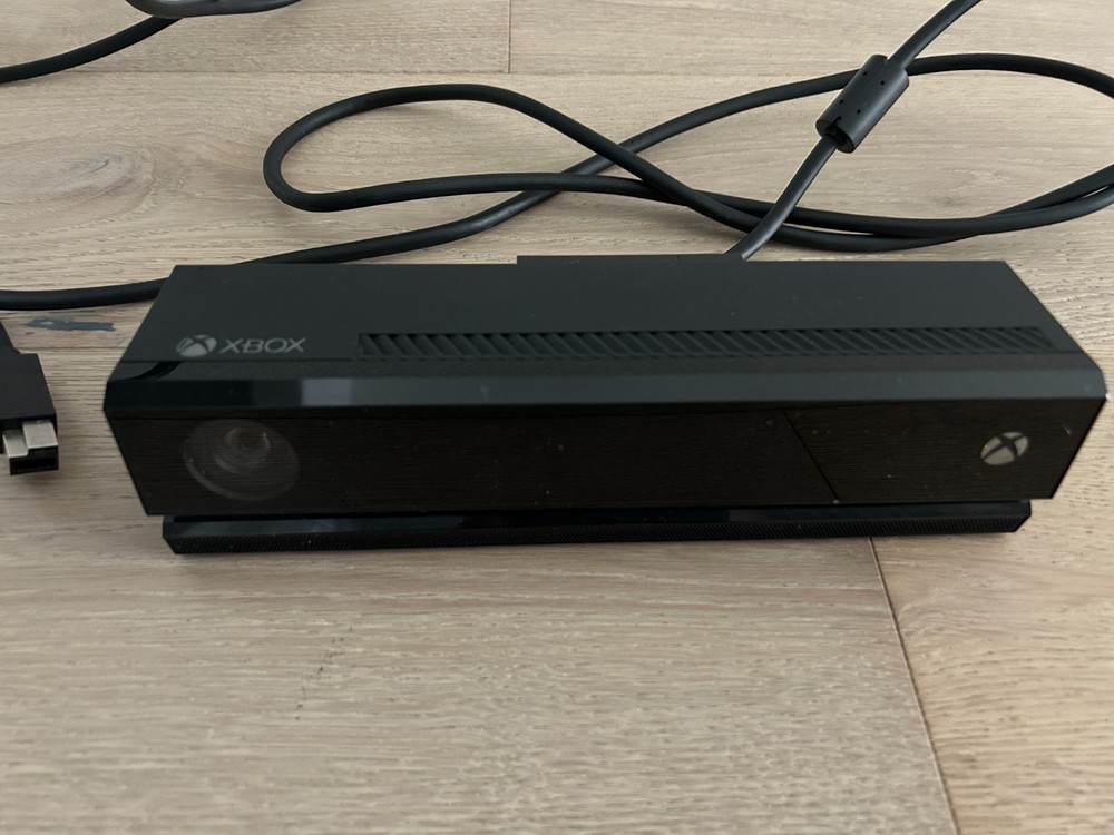 Microsoft Xbox One Kinect Sensor - 6L6-00001 (Black)