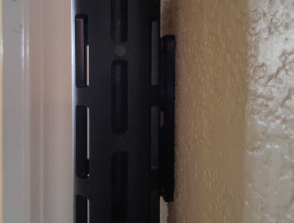 Mlock wall mount