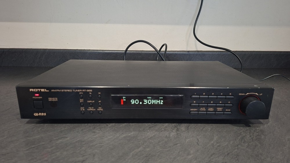 Rotel RT-955 RDS AM/FM Tuner Separate