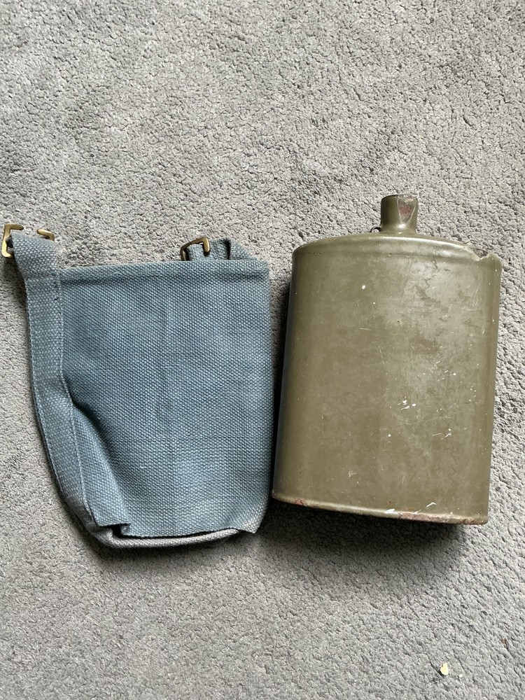 Original WW2 British Army Canteen With Cover - Original.