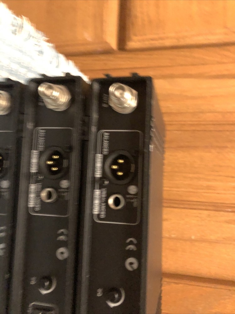 PASO WIRELESS PRO UHF MICROPHONE SYSTEM RDU 216 Mic audio lot Sys