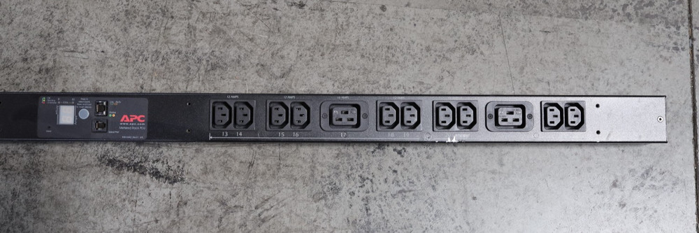 APC AP7841 Rack PDU Metered Zero U 30A 208V (20) C13 (4) C19