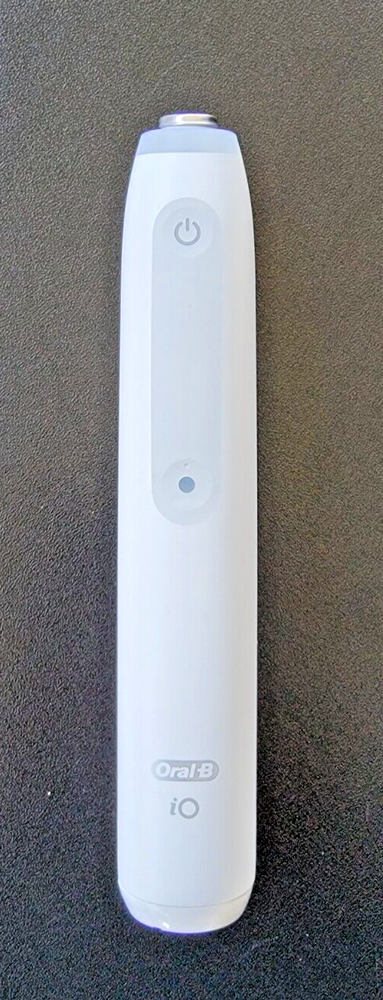 2 NEW Genuine Replacement outer shell for Oral-B iO3.