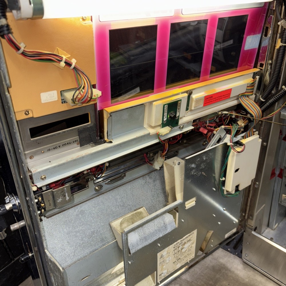 IGT S2000 Hot Peppers Slot MACHINE