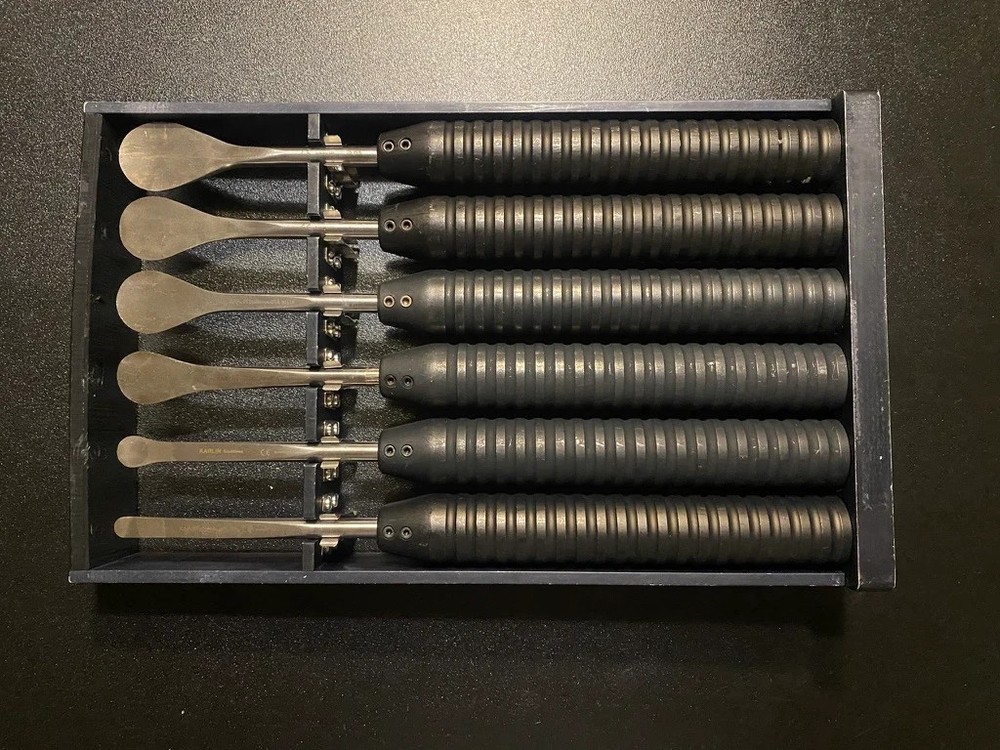 Codman 46-3240 Karlin XL Magnum Cobb Elevator Set – Complete w/ Case