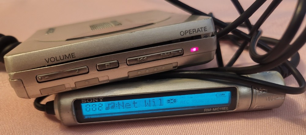 Sony MZ-E55 Walkman MiniDisc Player Silver