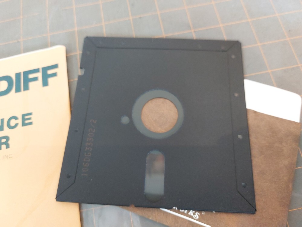 AutoDiff File Difference Detector For Kaypro SS DD 5 Computer Floppy Disk Manual