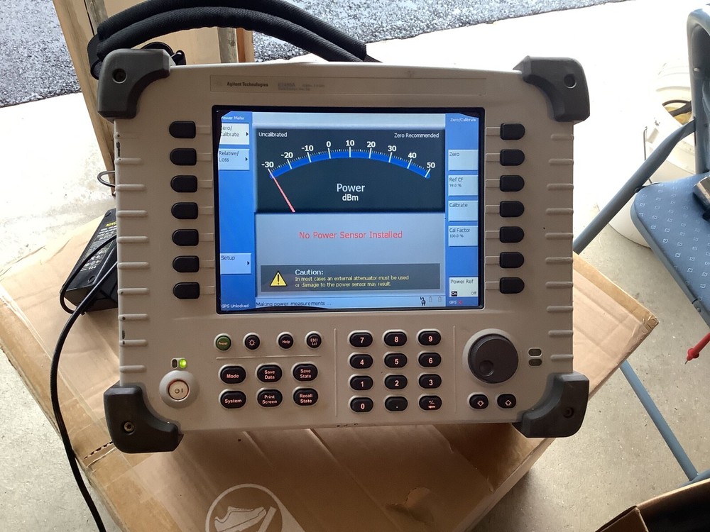 Agilent E7495A Wireless Base Station Test Set in real nice shape NO BATTERY