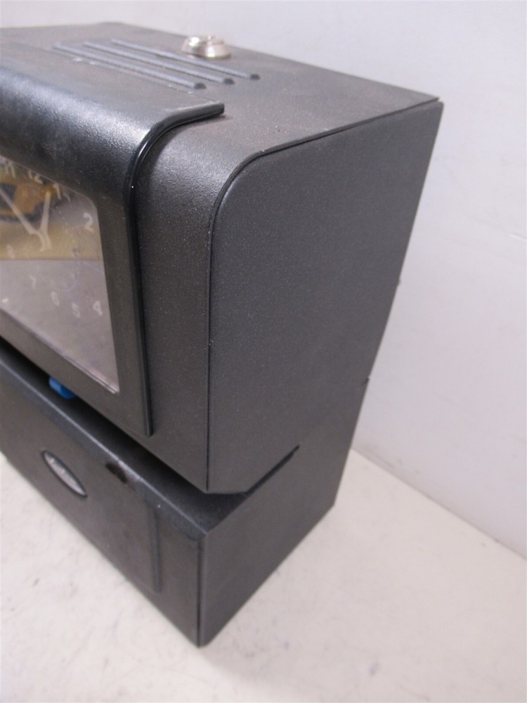 Lathem 4001 Analog Time Recorder Automatic Punch Time Clock