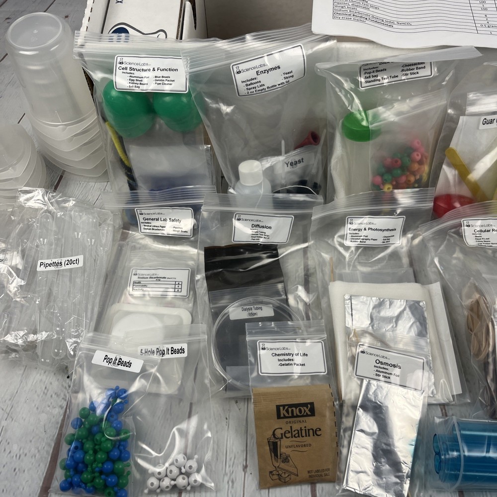 eScience Labs Kit 1286 Science Interactive lab kit For Biology