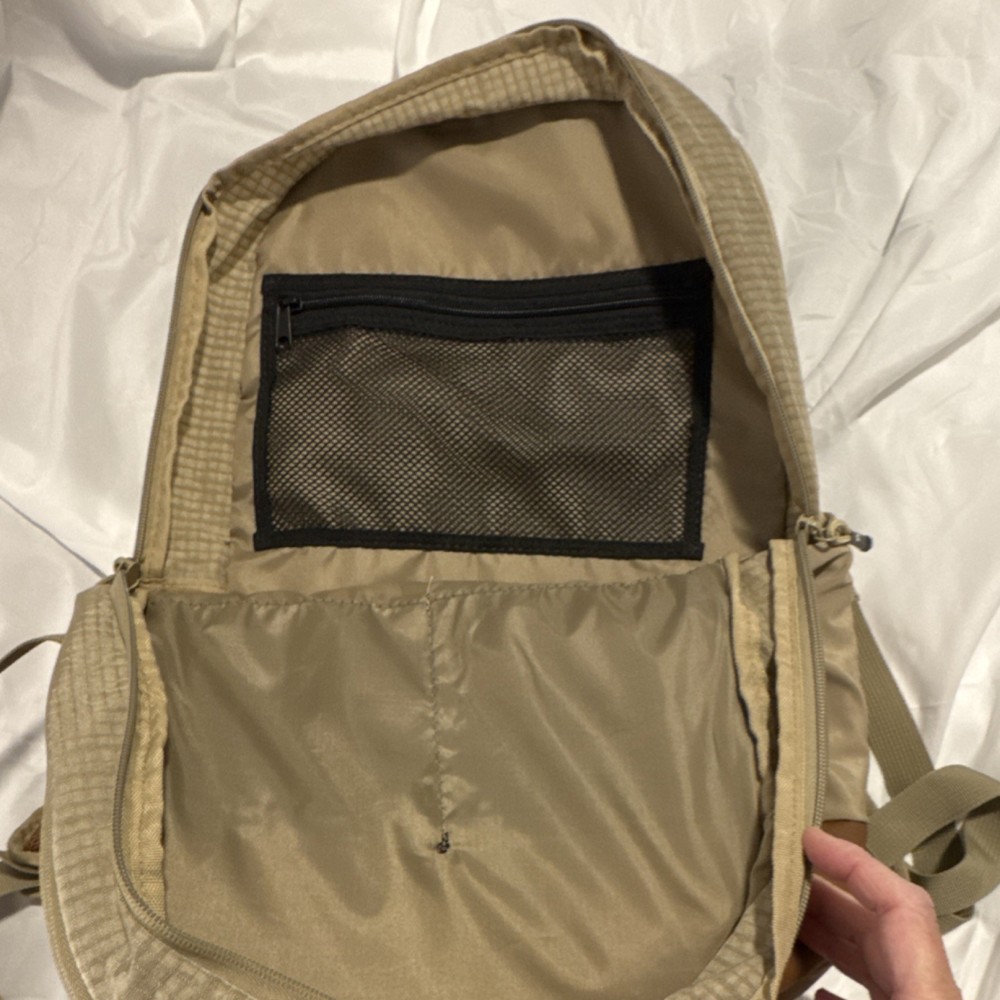 Hurley Beige Brown Hiking Backpack 4 Pockets Adjustable Straps Lightweight