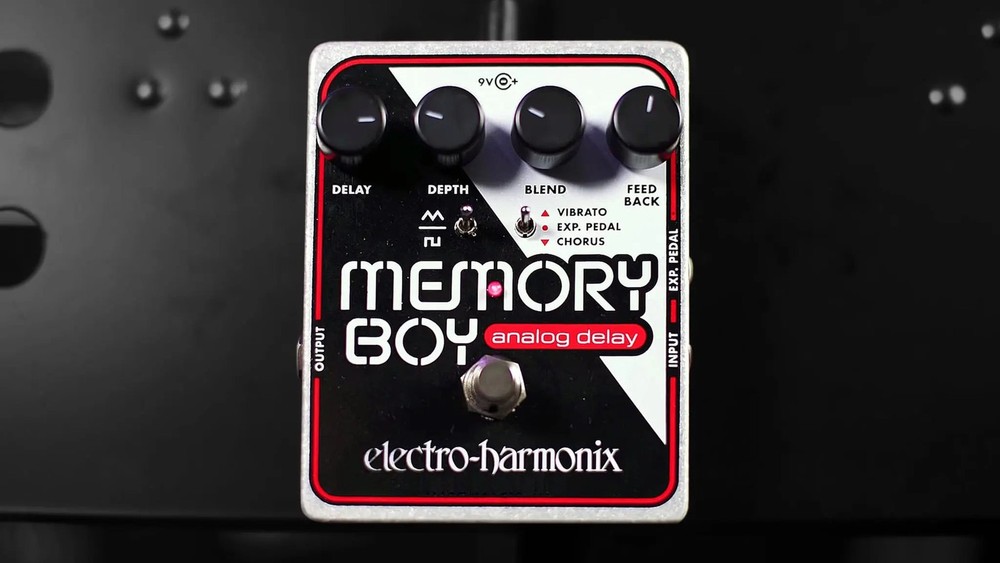 Electro Harmonix Memory Boy Analog Delay Pedal