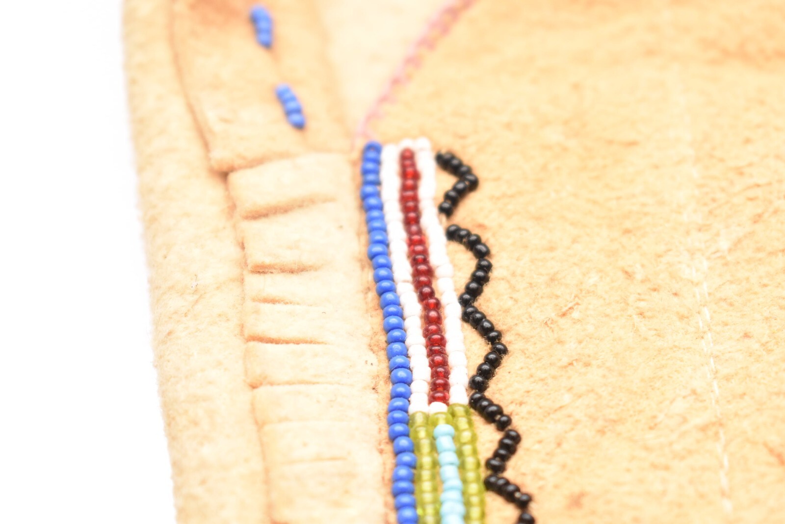 Vintage Native American Lakota Sioux Leather Beaded Moccasins 9"