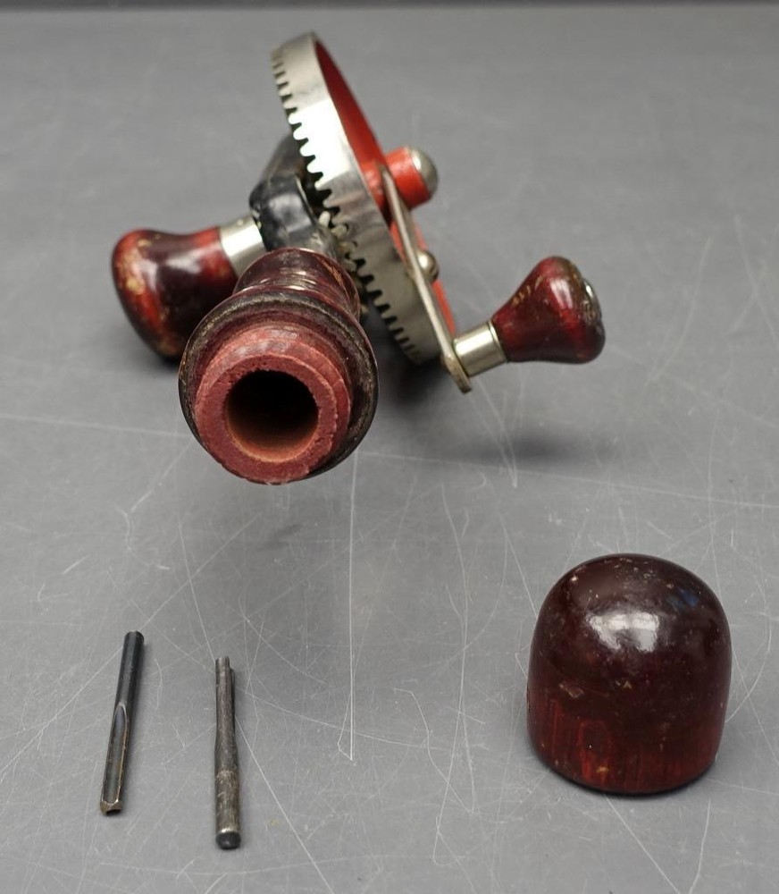 Millers Falls Manual Drill Tool Egg Beater No. 5 Handle Compartment Holds Bits