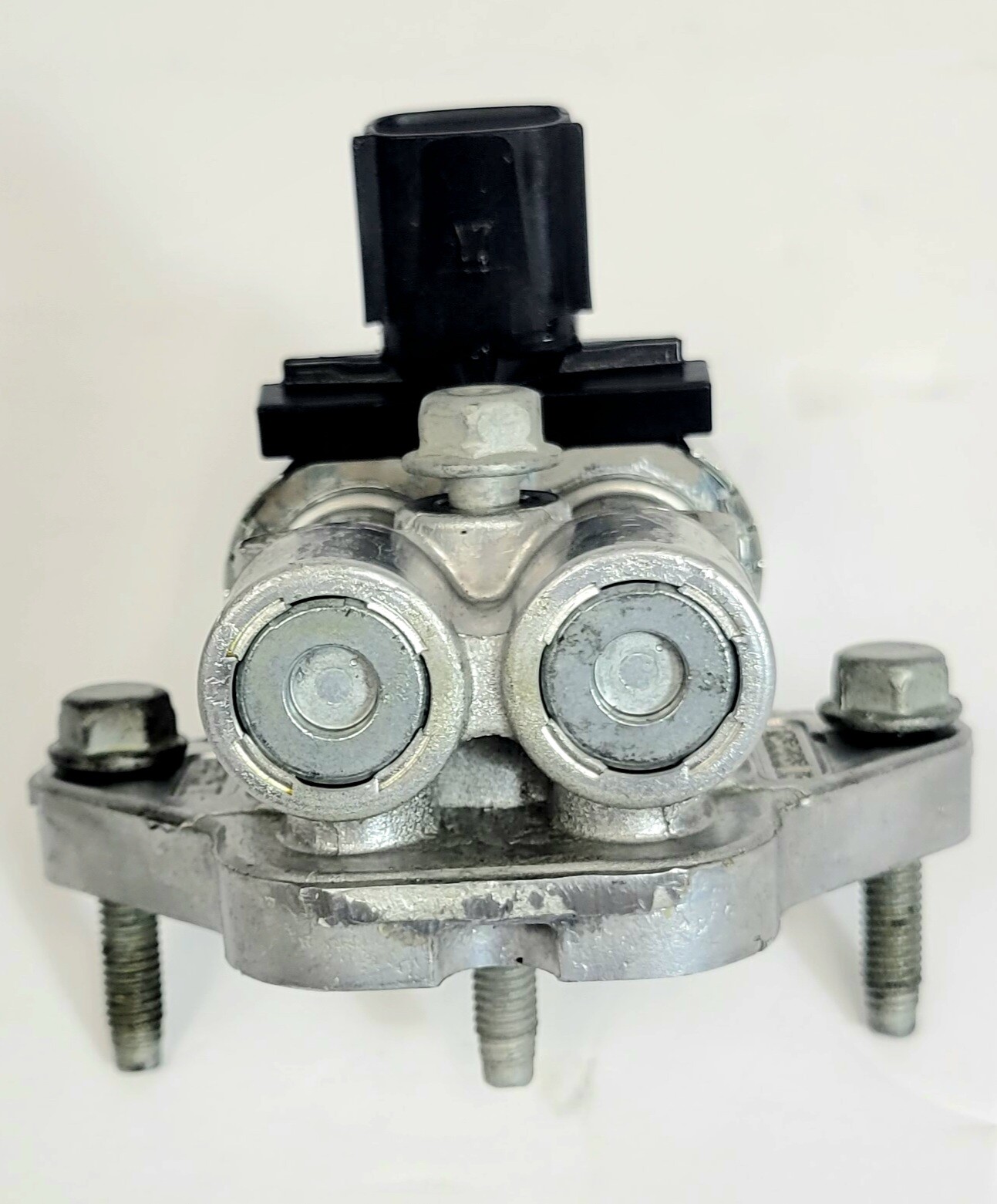 Genuine GM VVT Oil Control Valve for 14-15 Malibu Impala