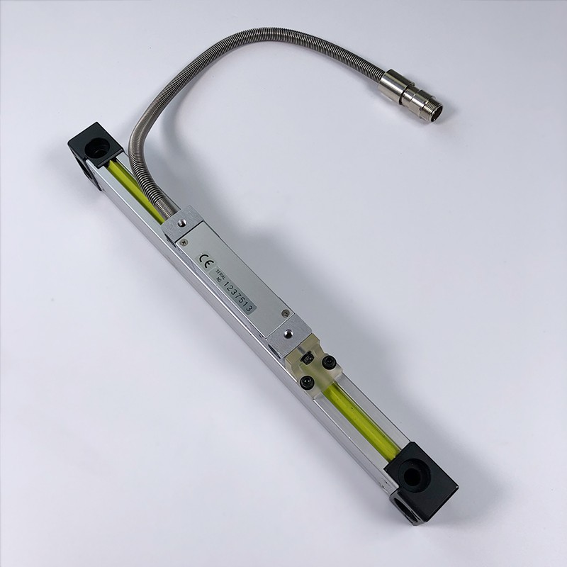 New Mitutoyo AT111-100F Linear Scale