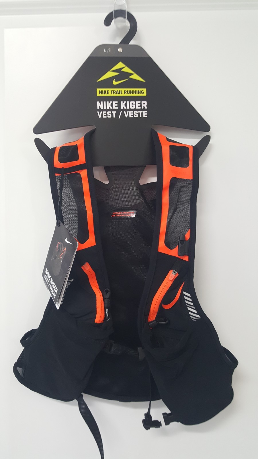 Nike Unisex Kiger Vest Adjustable Form-Fitting Trail Hiking/Running 82883 Large