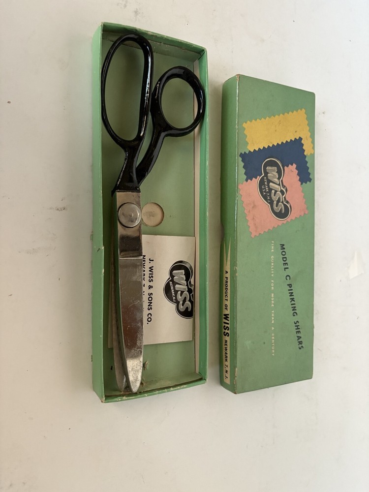 Vintage Wiss Model C Pinking Shears With ORIGINAL BOX AND INSTRUCTIONS