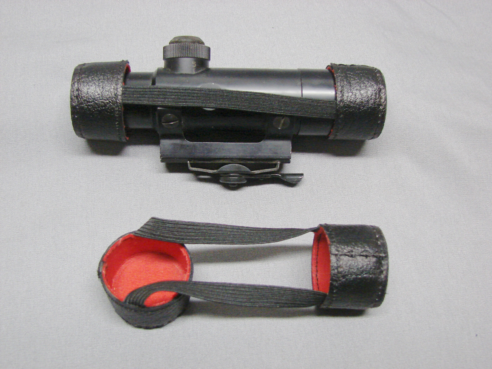 U.S.  COLT 3 x 20 & 4 x 20  RIFLE SCOPE   LEATHER COVERS  -REPRODUCTION