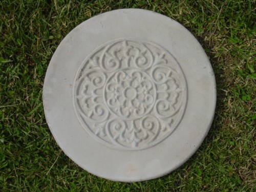 Round Celtic Pattern Stepping Stone Plaster or Concrete Mold 1019 Moldcreations
