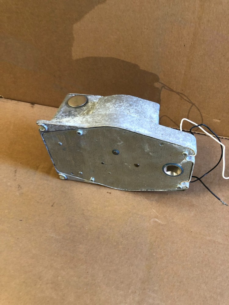 Honeywell ML4302F1008 Two Position Direct Coupled Actuator