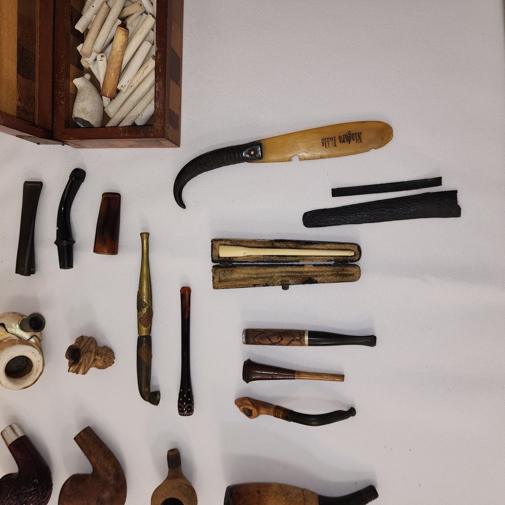 Large Lot - Vintage Pipe Collection