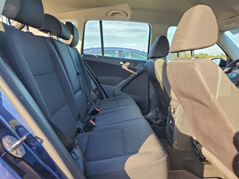 TIGUAN 2014 Glove Box 4904139