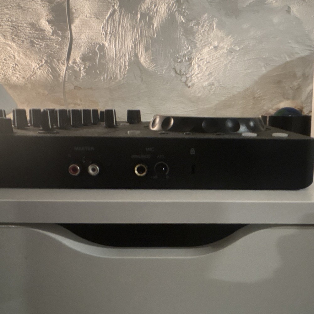 Pioneer DJ DDJ-FLX4 Double Deck DJ Controller Loop/Sampler Beat FX