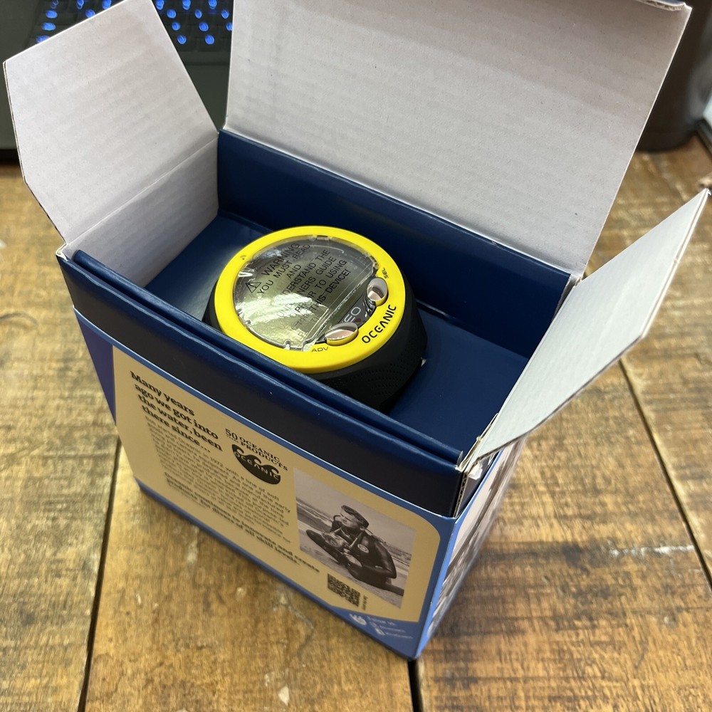 Oceanic - Veo 4.0 Wrist - Yellow - Scuba Diving Nitrox Computer (OPEN BOX!)