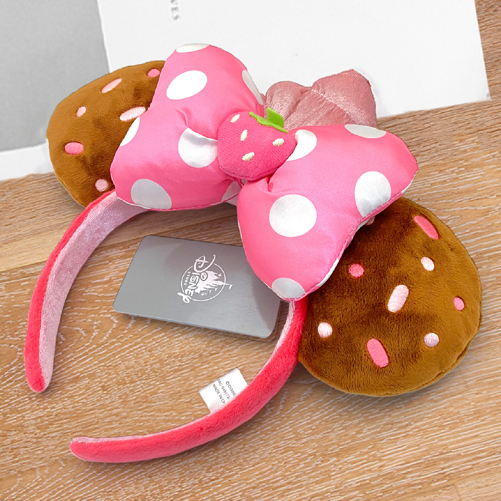 Disney Parks Strawberry Cupcake Munchlings Minnie Mouse Ears Disneyland Headband
