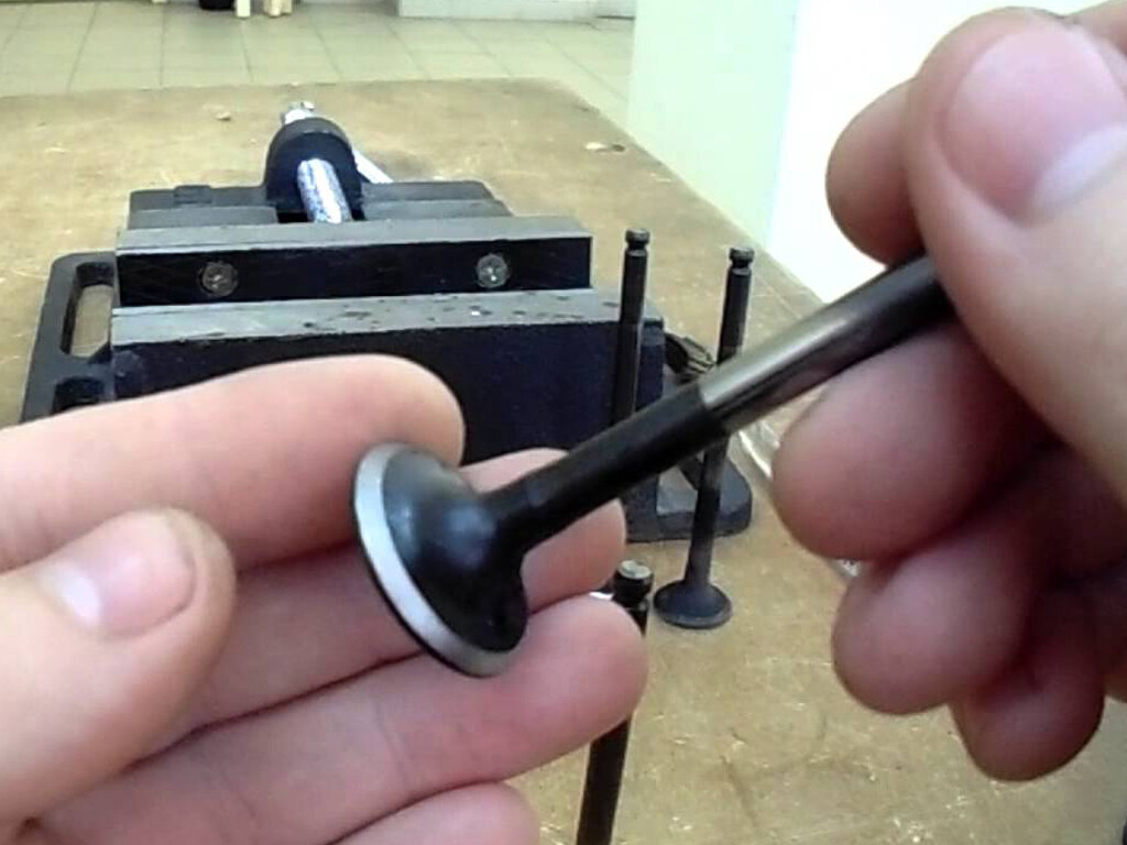 Automotive Valve Refacing Hand tool (gizmatic) VK8