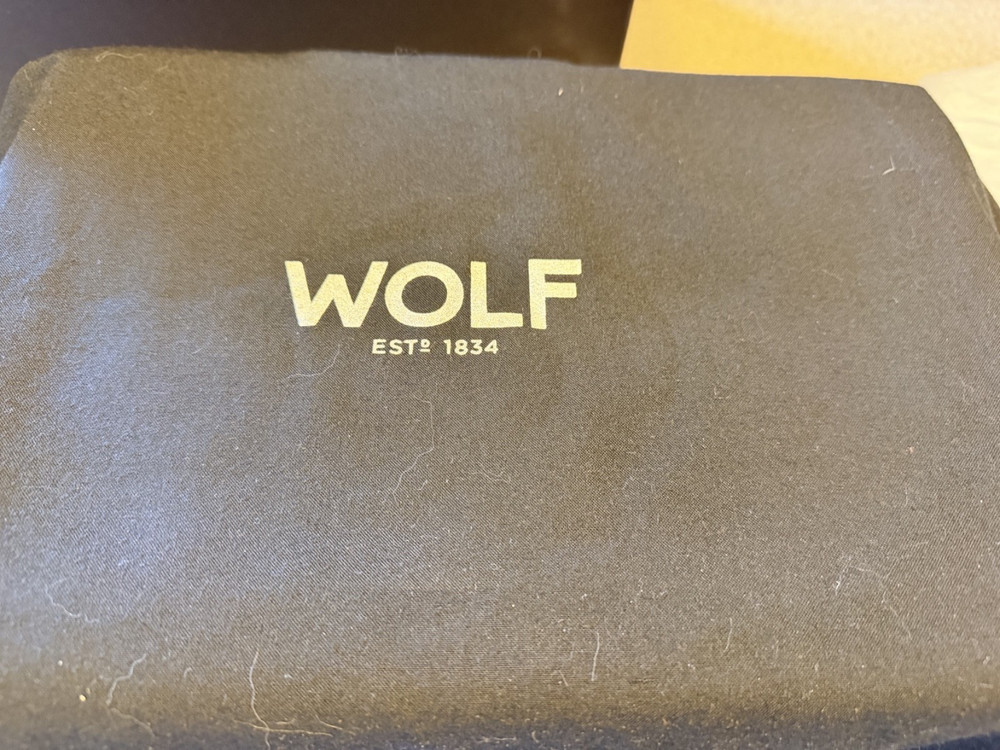 READ DESCRIPTION - Wolf Heritage Double Watch Winder with Storage