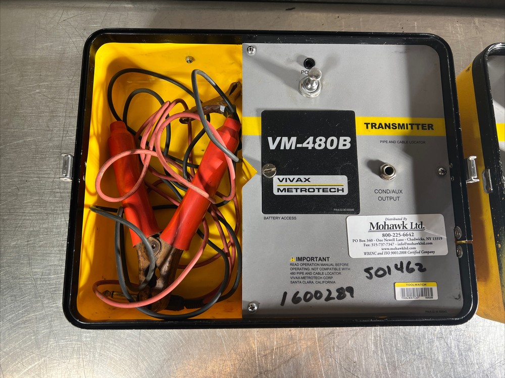 Vivax Metrotech VM-480B Split Box Pipe and cable locator. Item ID #3